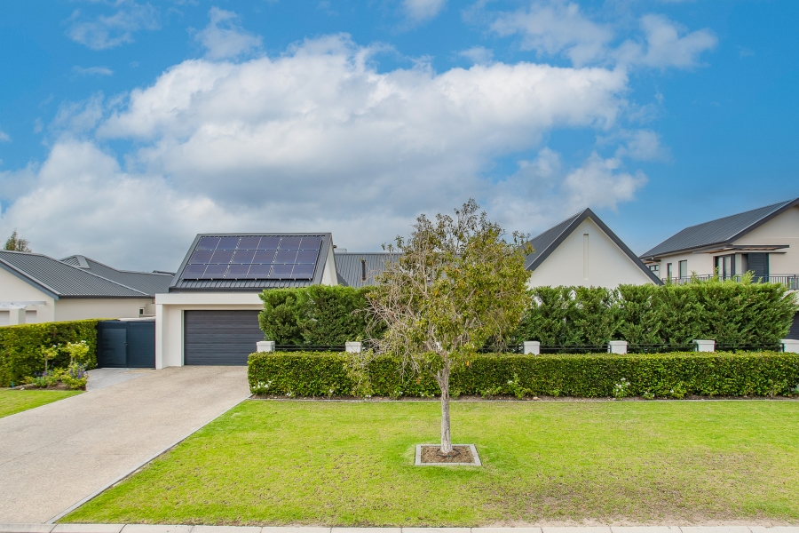 4 Bedroom Property for Sale in Val De Vie Estate Western Cape